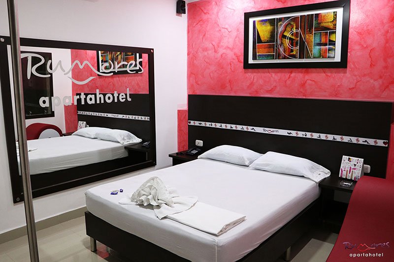 aparta hotel rumores,,1